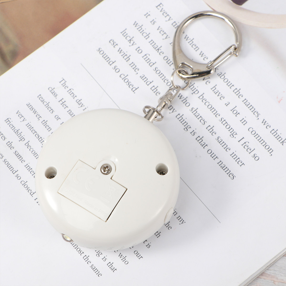 สัญญาณเตือนภัยฉุกเฉิน ทรงกลมสี - Personal Alarm Keychain บทวิจารณ์และราคา